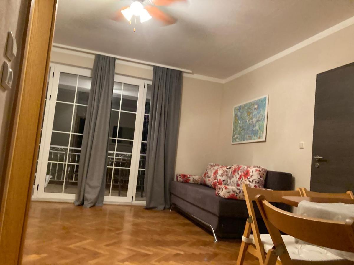 Guest House Adria Dugi Rat Εξωτερικό φωτογραφία