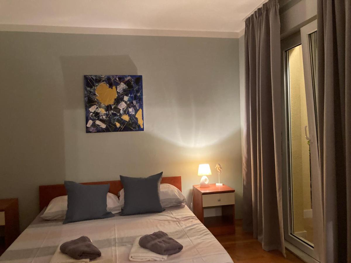 Guest House Adria Dugi Rat Εξωτερικό φωτογραφία