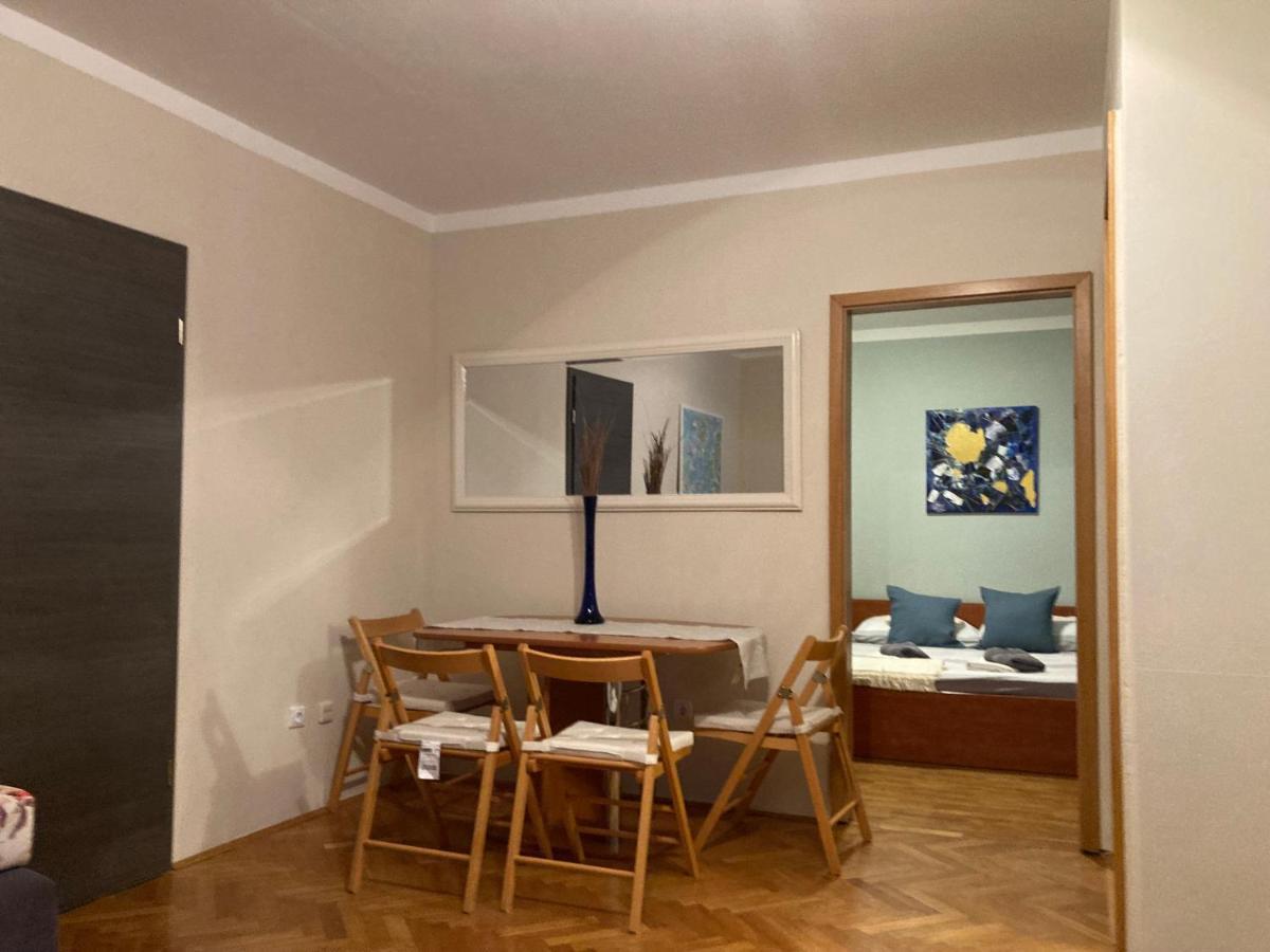 Guest House Adria Dugi Rat Εξωτερικό φωτογραφία