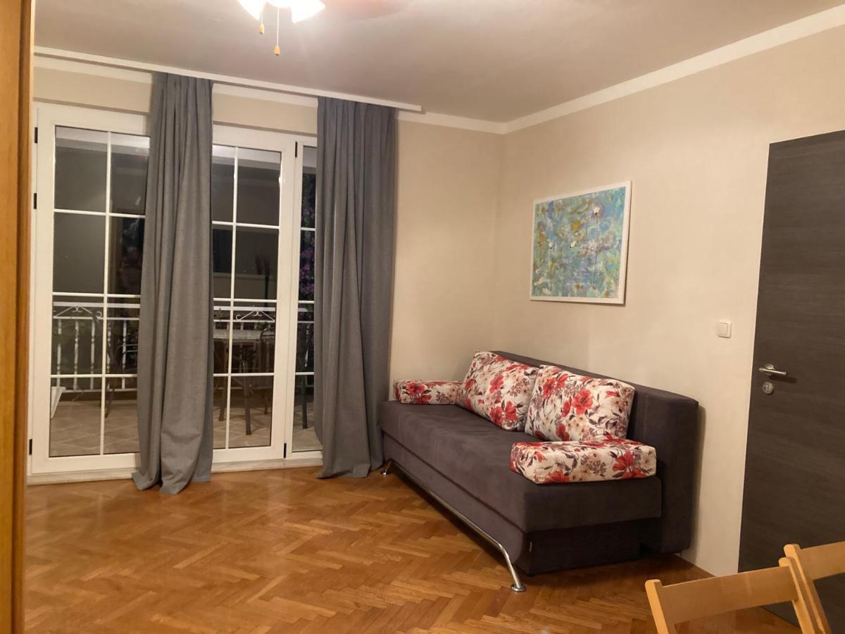 Guest House Adria Dugi Rat Εξωτερικό φωτογραφία