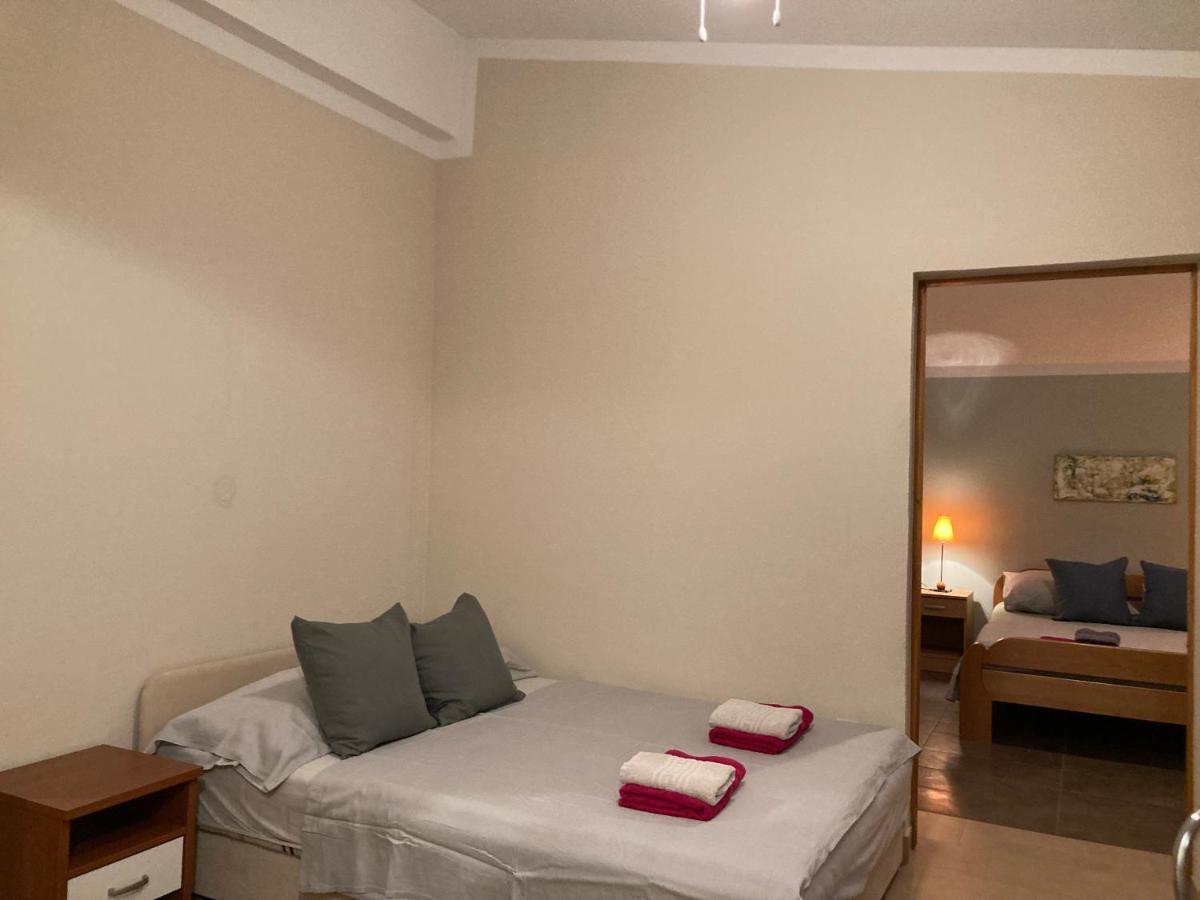 Guest House Adria Dugi Rat Εξωτερικό φωτογραφία