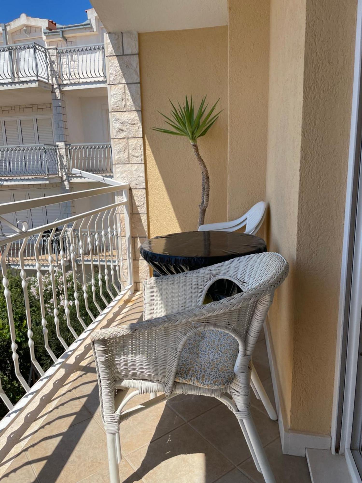 Guest House Adria Dugi Rat Εξωτερικό φωτογραφία